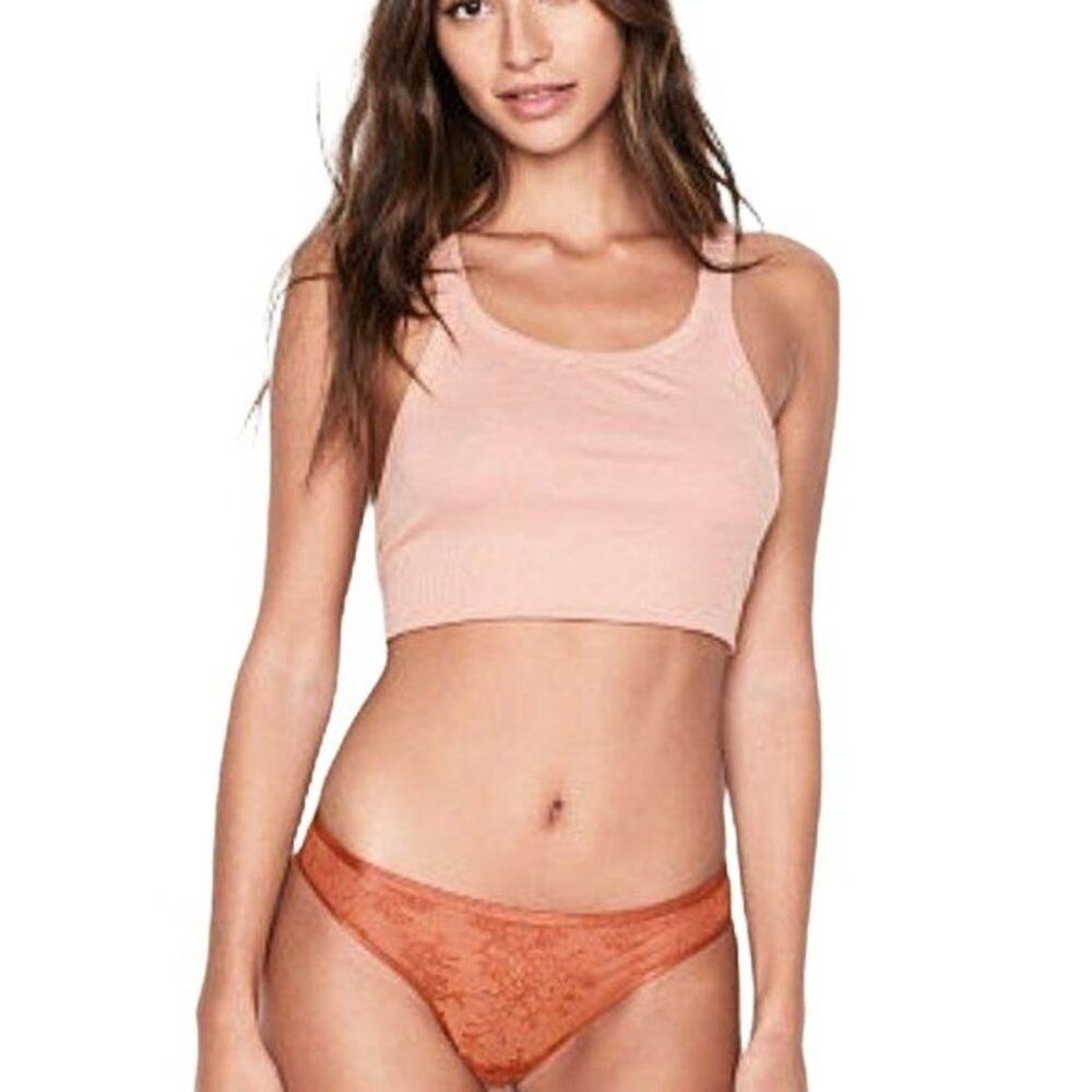 Victoria's Secret Chantilly Lace Thong Panty Medium